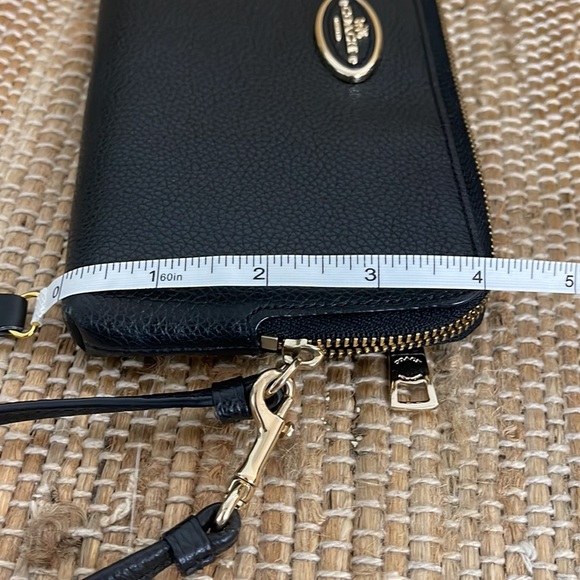 Beautiful Coach black wristlet. - Picture 10 of 10